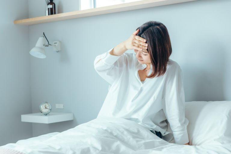 体調が悪そうな女性
